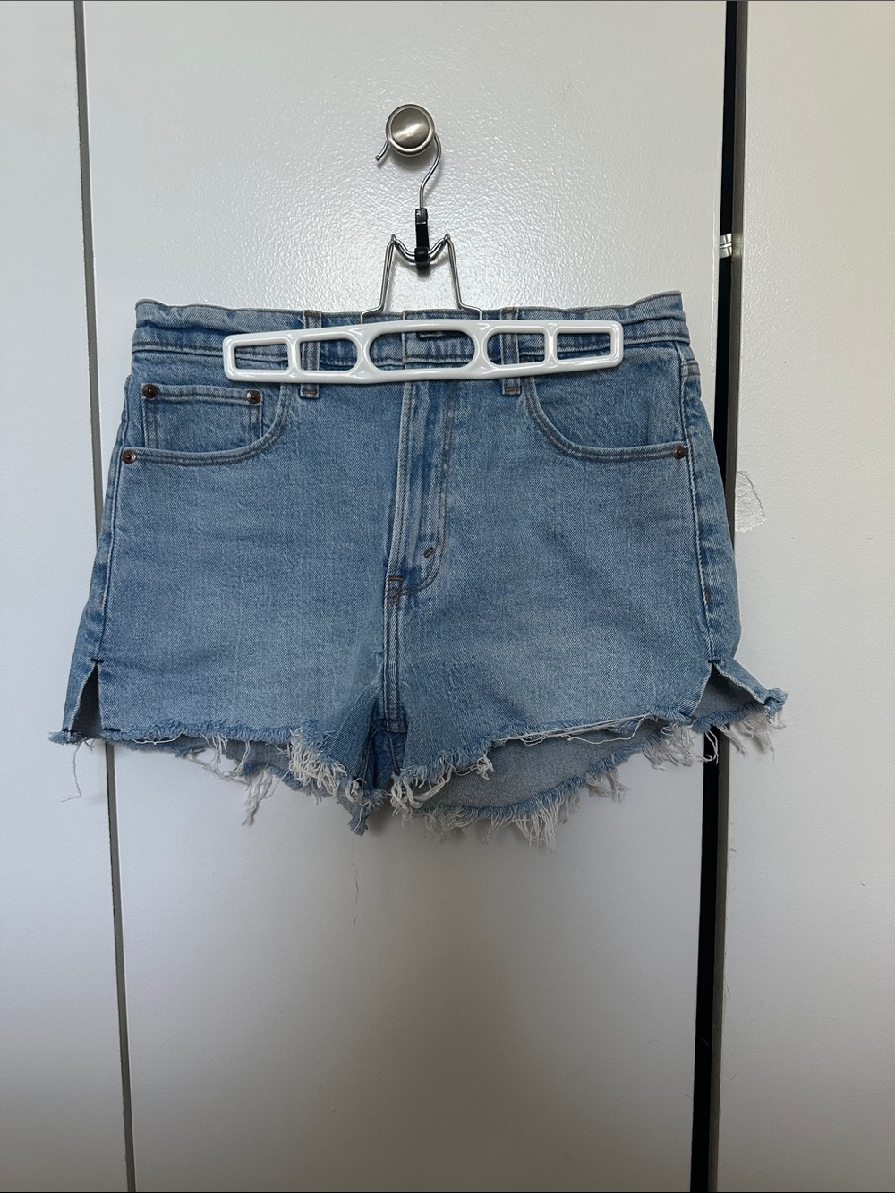 Abercrombie & Fitch - The Mom Short (High Rise)